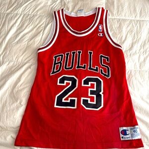 Vintage Chicago bulls Micheal Jordan jersey